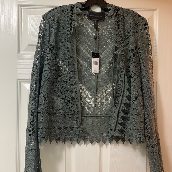 BCBG Shorts AND outer shell together - Picture 4 of 4